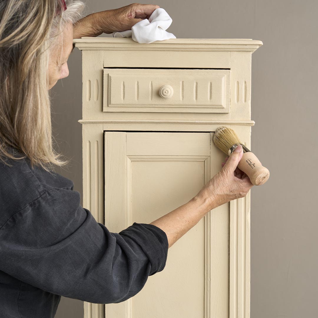 Chalk Paint™ Wax Brushes