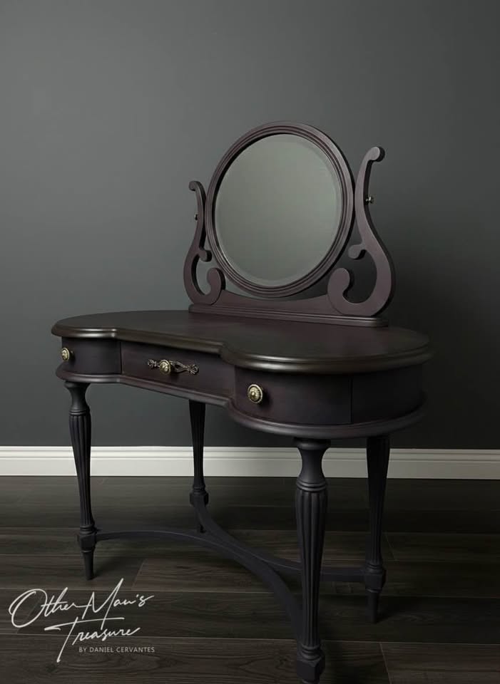 Vintage Vanity Table and Mirror